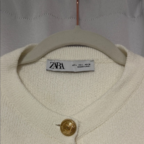 Zara Ivory Knit Sweater with Gold Accents Size L - Picture 2 of 5